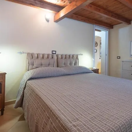Comfortable In 50 Sqm, Sea View, Garden *