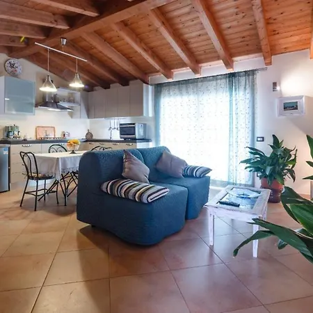 Apartment Comfortable In 50 Sqm, Sea View, Garden *