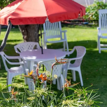 Comfortable In 50 Sqm, Sea View, Garden